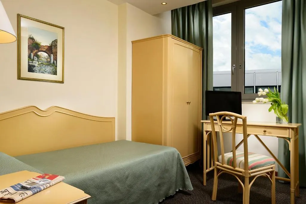 Hotel Commodore Roma 4*,